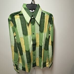 Vtg 70s Men’s Polyester Shirt Long Sleeves Button Front Green Print Size M